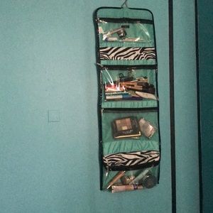Makeup organizer